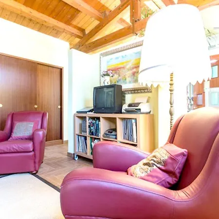 Charming With Pool In 75 M² Pool View