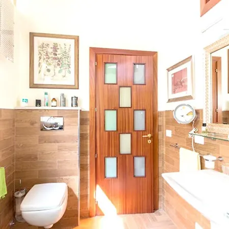 Charming With Pool In 75 M² Pool View *